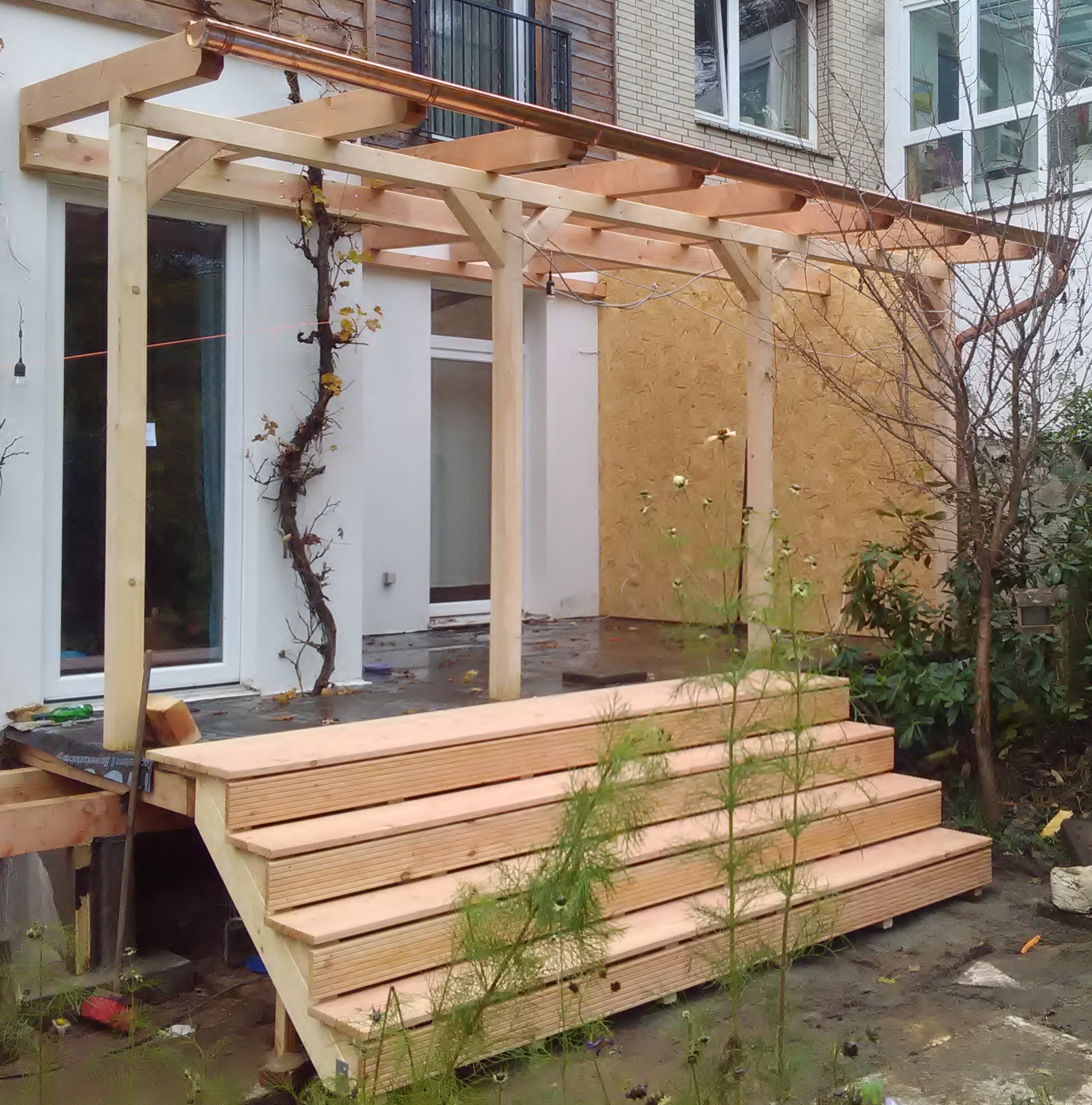 Terrasse mit Glasdach 